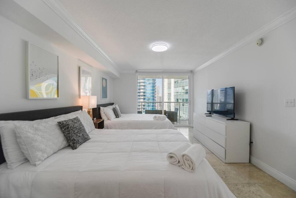 Centric Modern 40Thfloor Brickell Condo Free Parking By Palermo Home Маями Екстериор снимка