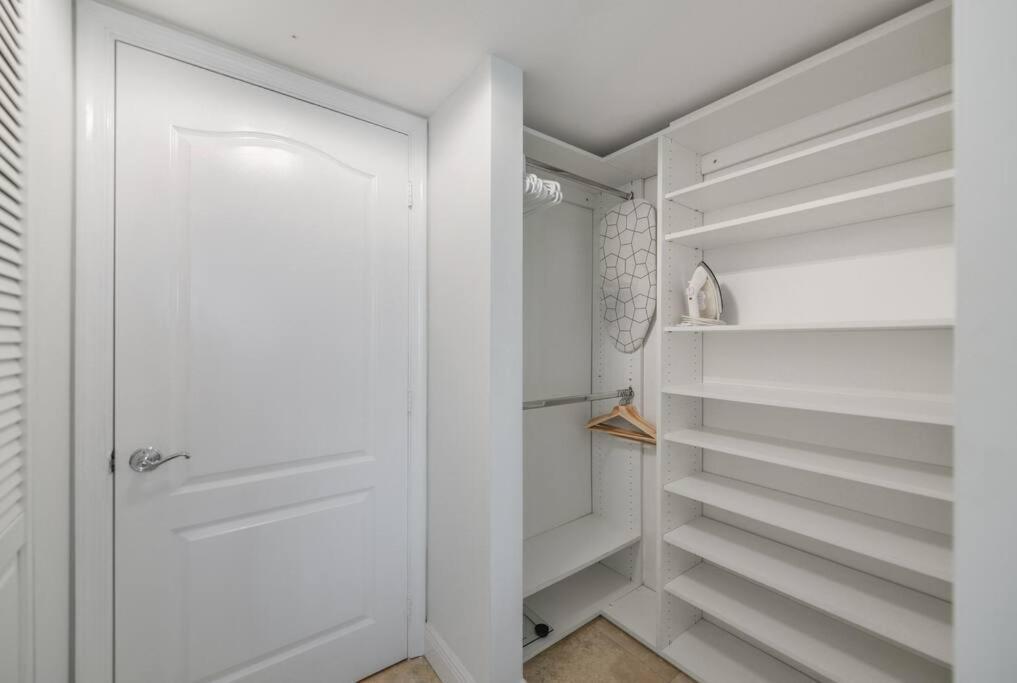 Centric Modern 40Thfloor Brickell Condo Free Parking By Palermo Home Маями Екстериор снимка
