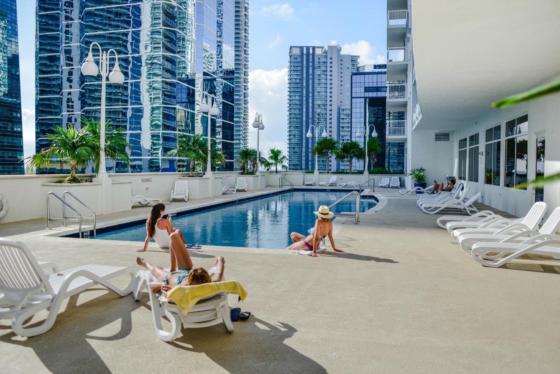 Centric Modern 40Thfloor Brickell Condo Free Parking By Palermo Home Маями Екстериор снимка